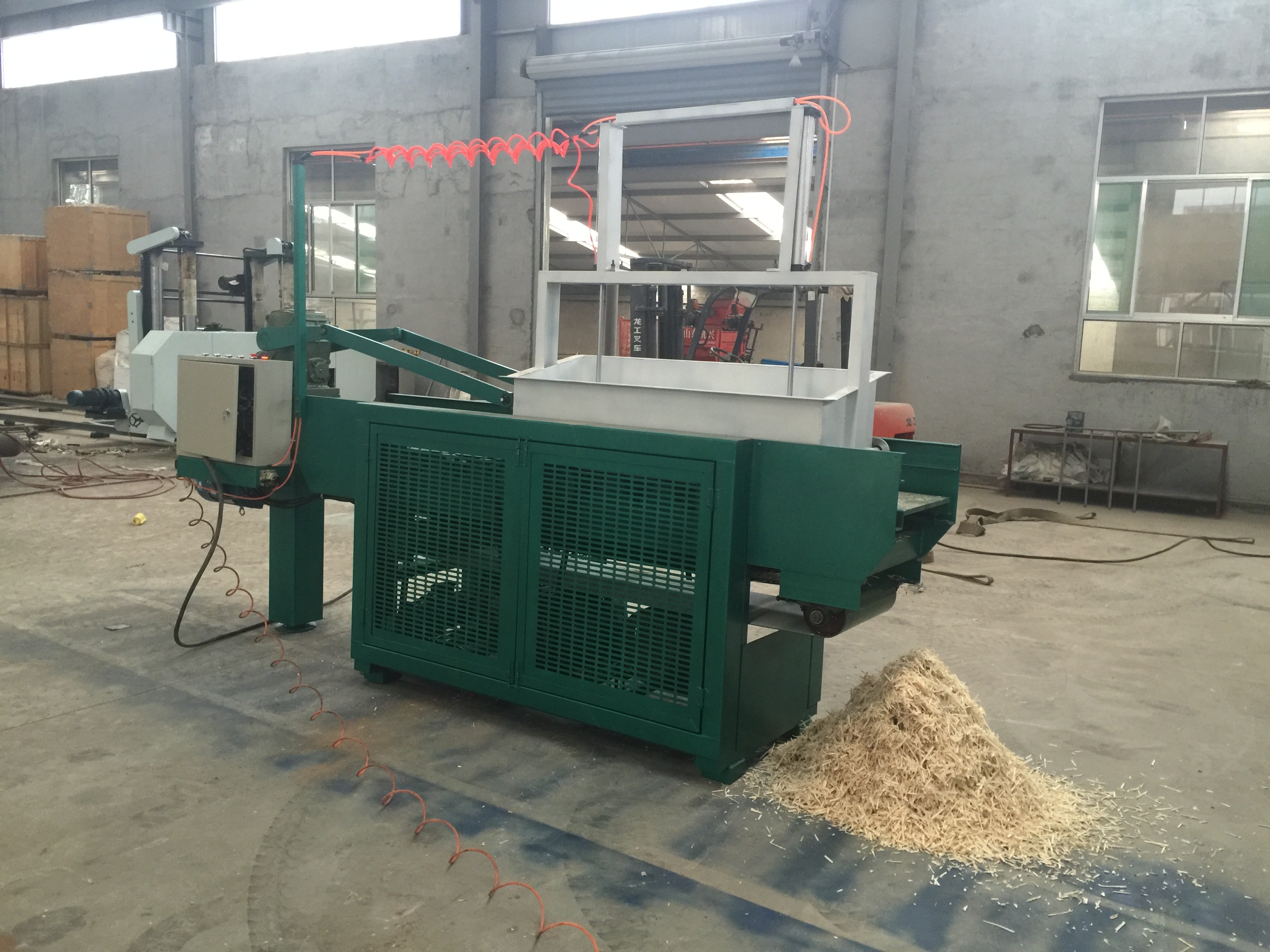 Quality Wood Shavings Machine For Animal Bedding Wood Log Shaver