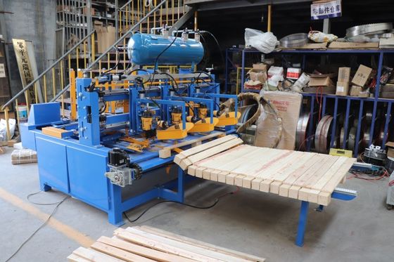 Wood Block Pallet Automatic Nailing Machine EPAL Pallet Feet Connection Nailer