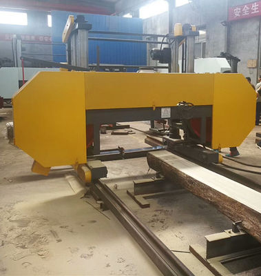 1070mm 37KW Large Bandsaw Mill Horizontal Band Saw For Milling Logs