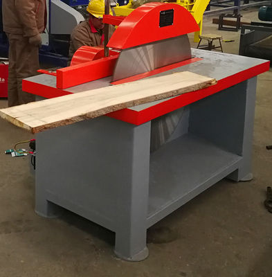 Diesel Portable Circular Sawmill Machine 900mm Wood Cutting Table Saw