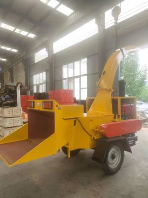 Wood Chipper processing Machine Wood Crusher Price, Diesel Crusher with wheels for wood branches