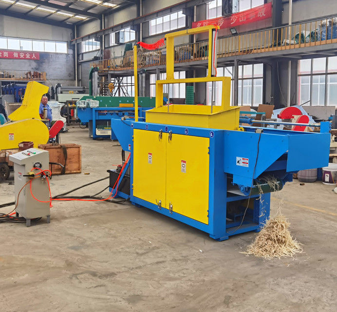 Hydraulic pine wood sawdust mill wood chipping machine wood shaving