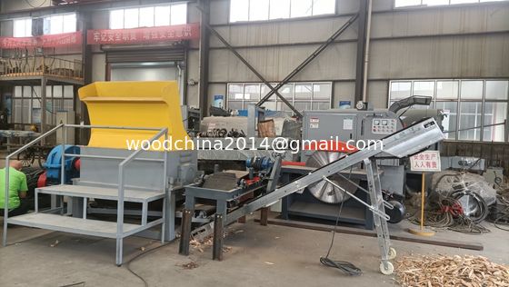 Compact Wood Pallet Grinding Machine Pallet Chipper With Magnet For Household Industry