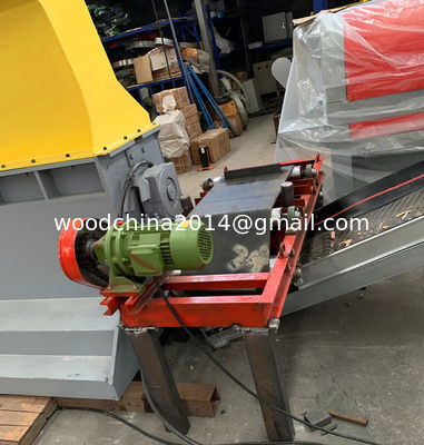 Pallet Grinding Chips Making Machine, Pallet Reclaiming Crusher with magnetic machine