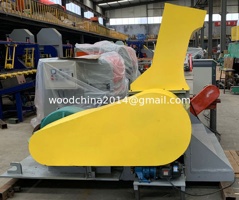 Mobile wood pallet crusher wood chip crusher wood crushing machine with shaft diameter 440mm